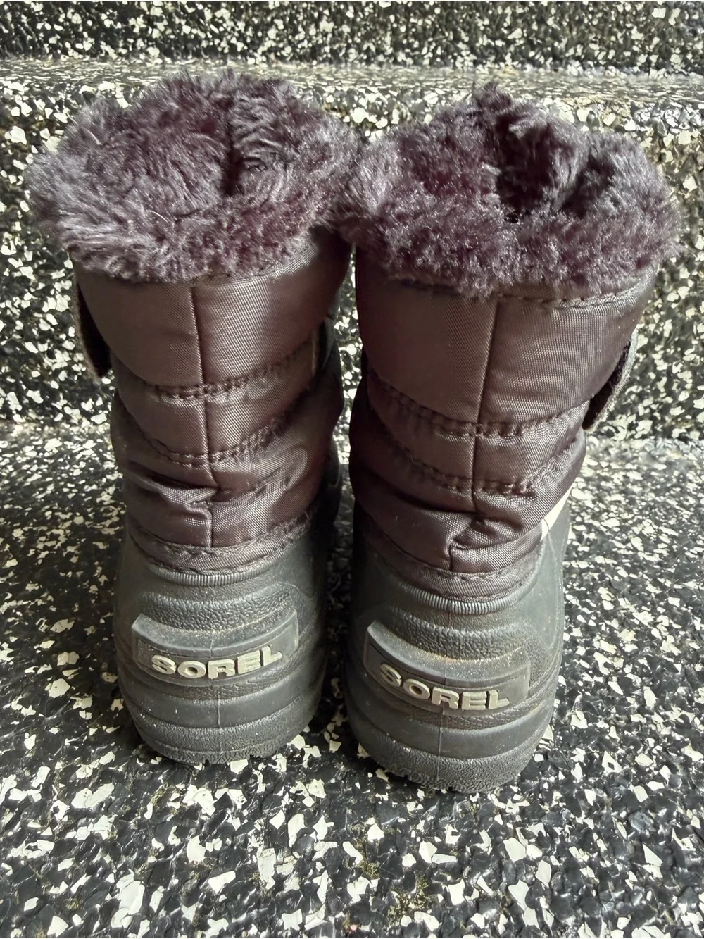EUC Sorel Snow Commander Boots Size 8. Black